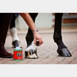 Cornucresine Tea Tree Hoof Oil -Outdoor Gear Store go 303213 c