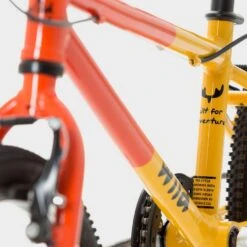 Wild 18 Kids' Bike 25 Wild 18 Kids' Bike -Outdoor Gear Store go 328019 k